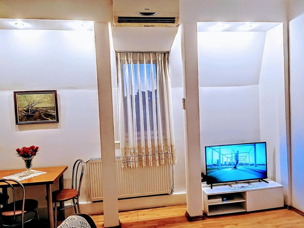 Atlas Accommodation Букурещ Екстериор снимка